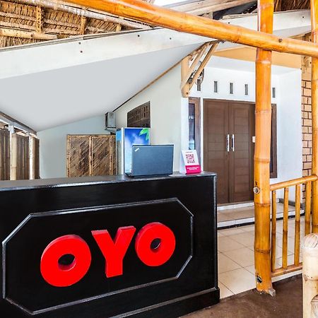 Oyo 1837 Telone Bungalow Palebah Zewnętrze zdjęcie