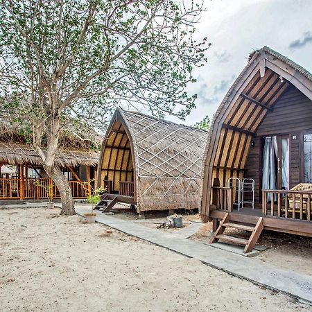 Oyo 1837 Telone Bungalow Palebah Zewnętrze zdjęcie