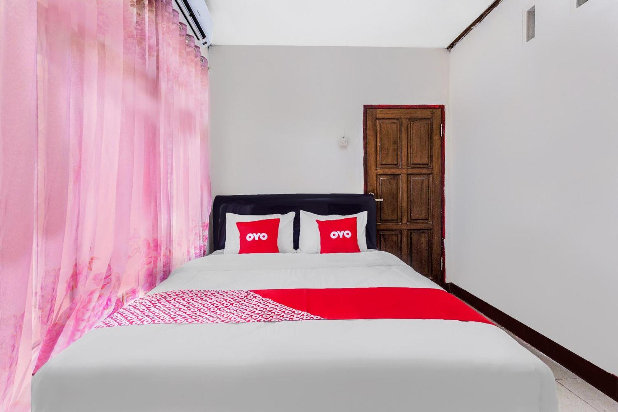 Oyo 1837 Telone Bungalow Palebah Zewnętrze zdjęcie